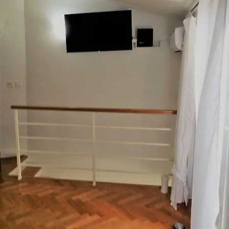Apartman Ana *